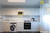 Apartament 3 camere decomandate, central,str. 9 Mai Bacau