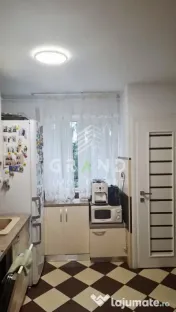 Manastur : Vanzare Apartament | 3 Camere | Boxa | Balcon | 6 