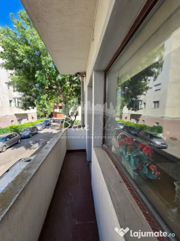 Faleza Nord – Casă spațioasă cu 3 dormitoare, 3 băi ș