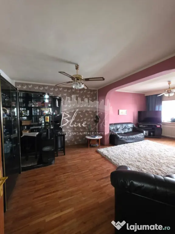 Faleza Nord – Casă spațioasă cu 3 dormitoare, 3 băi ș