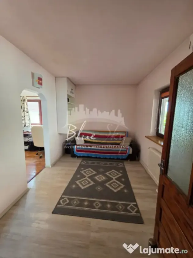 Faleza Nord – Casă spațioasă cu 3 dormitoare, 3 băi ș