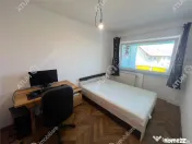 Apartament 2 camere balcon pivnita zona Mihai Viteazu din Si 