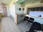 Apartament 2 camere balcon pivnita zona Mihai Viteazu din Si 