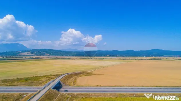 Teren extravilan 17,000mp Rasnov langa Autostrada A3, zon... - Rasnov (Brasov)