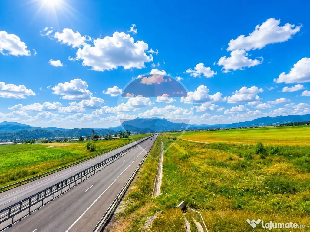 Teren extravilan 17,000mp Rasnov langa Autostrada A3, zon...