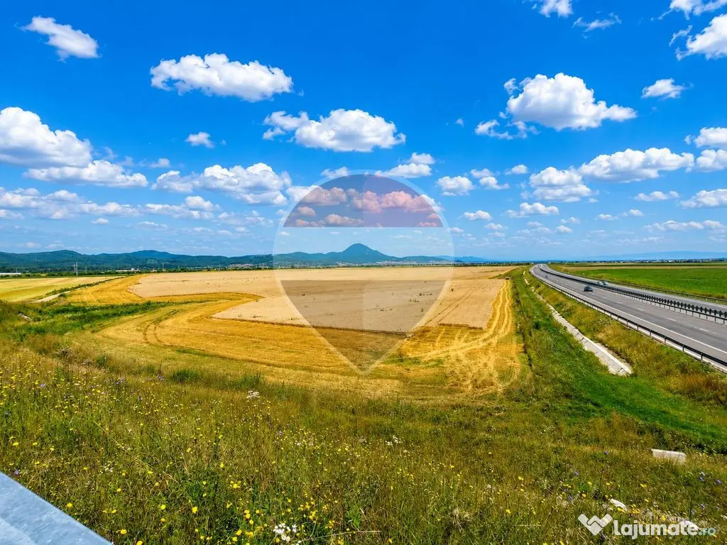 Teren extravilan 17,000mp Rasnov langa Autostrada A3, zon...