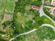 FILM!Teren intravilan autorizatie constructie casa anexe,ari