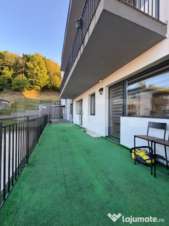 Apartament SMART 2 camere, terasă de 30mp, view superb, gar