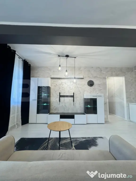 Apartament SMART 2 camere, terasă de 30mp, view superb, gar
