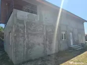 Casa de vanzare