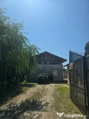 Casa de vanzare