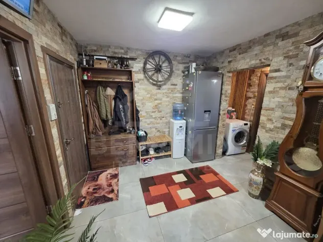 2 Camere 50mp Rovine an1985 etaj2 AC teava de gaze