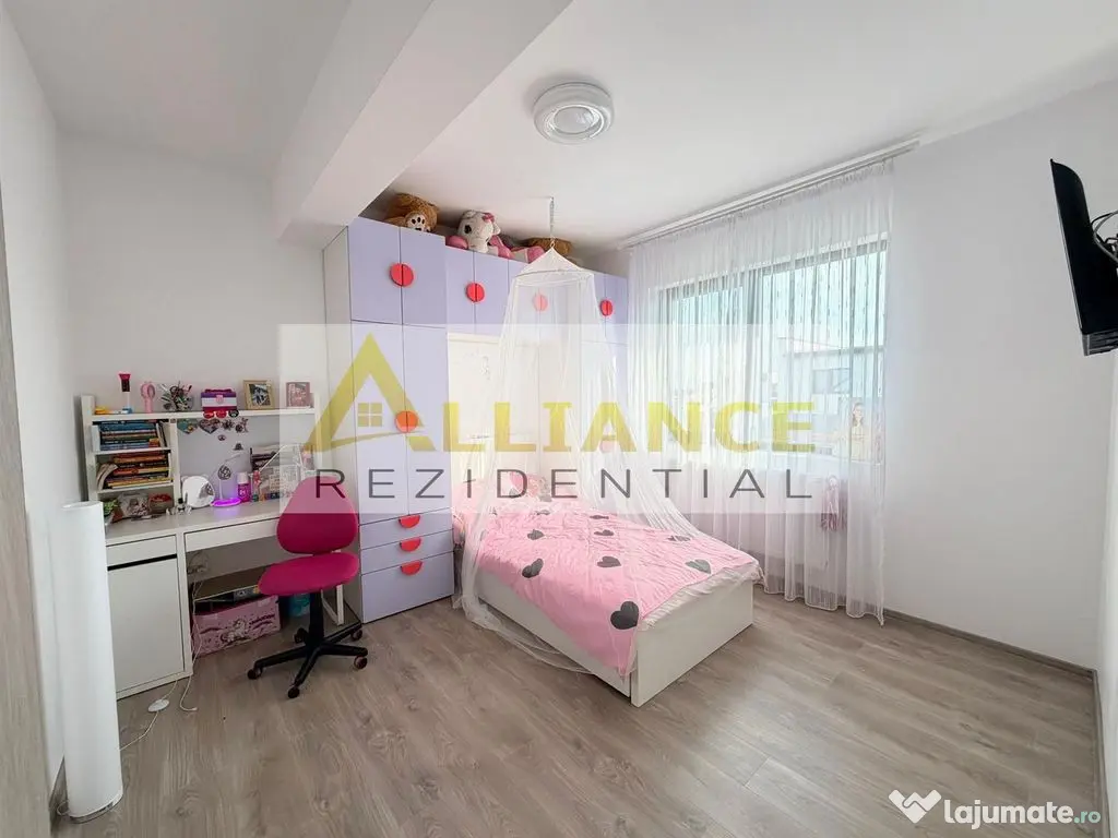Duplex - 4 camere - 2 bai - 170mp teren