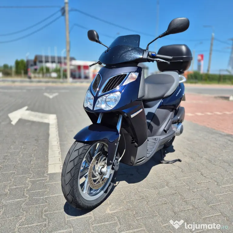 Scuter Aprilia Sportcity 125cc – 2011