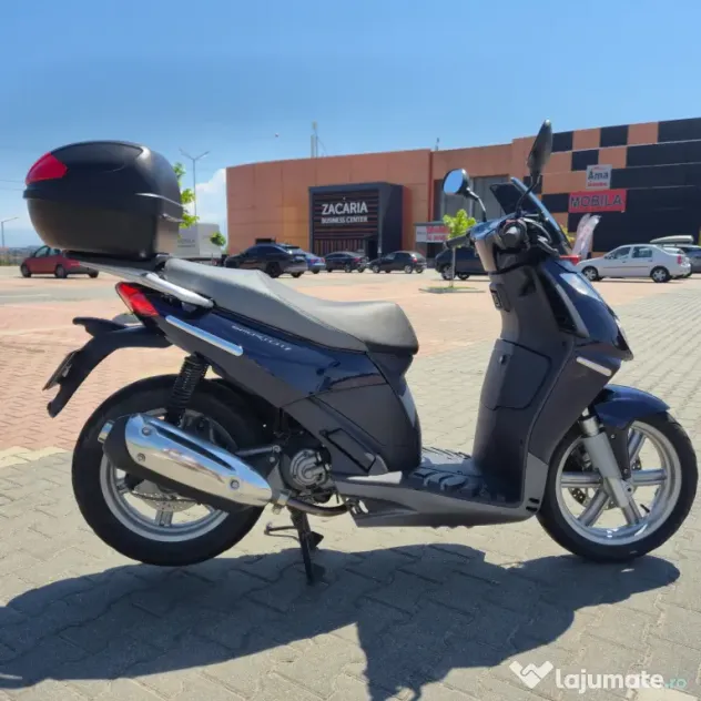 Scuter Aprilia Sportcity 125cc – 2011