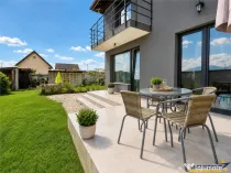 Casa familiala,3 dormitoare,incazire pardoseala,terasa,530 m