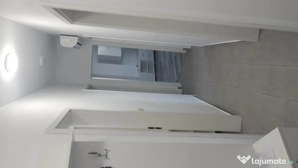Închiriez apartament 2 camere