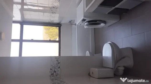 Închiriez apartament 2 camere