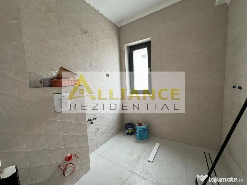 DUPLEX - 4 CAMERE 3 BAI - GATA DE MUTAT
