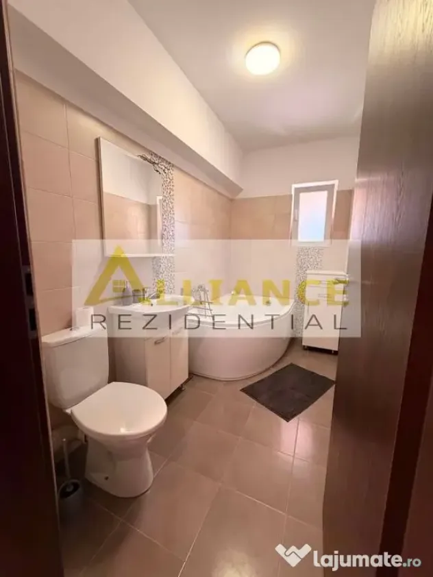 Apartament 3 camere mobilat și utilat /Metrou Apărător...