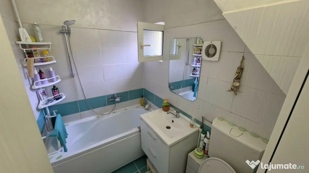 Apartament 3 camere in Podu ROS,