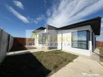 Casa individuala parter - 3 camere- 2 bai - teren 375mp