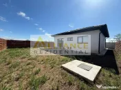 Casa individuala parter - 3 camere- 2 bai - teren 375mp