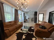 Apartament 3 camere, deosebit, parcare, zona Vivo 