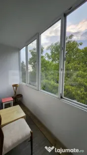 Apartament cu 3 camere, 45 mp, zona Dambu 