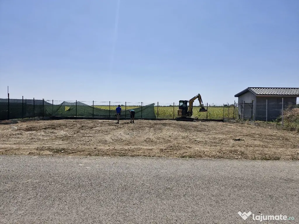 Teren intravilan 400 mp în Vidra