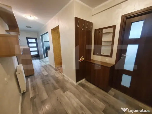 Apartament 2 camere,parcare , zona Eroilor