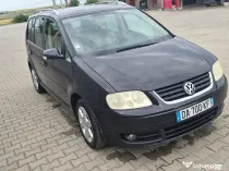 Volkswagen Touran (2004) 1.9 TDI, 5 Locuri, Motor