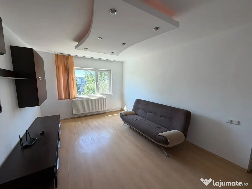 Apartament 2 camere zona Inel 2 cu Centrala