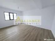 Vila individuala- 4 camere- panouri solare- 800m de STV 