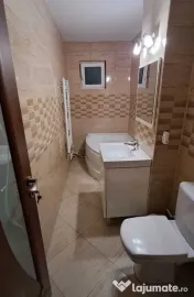 3 camere decomandat | 75 mp | 2 băi | 2 balcoane | Micro 17