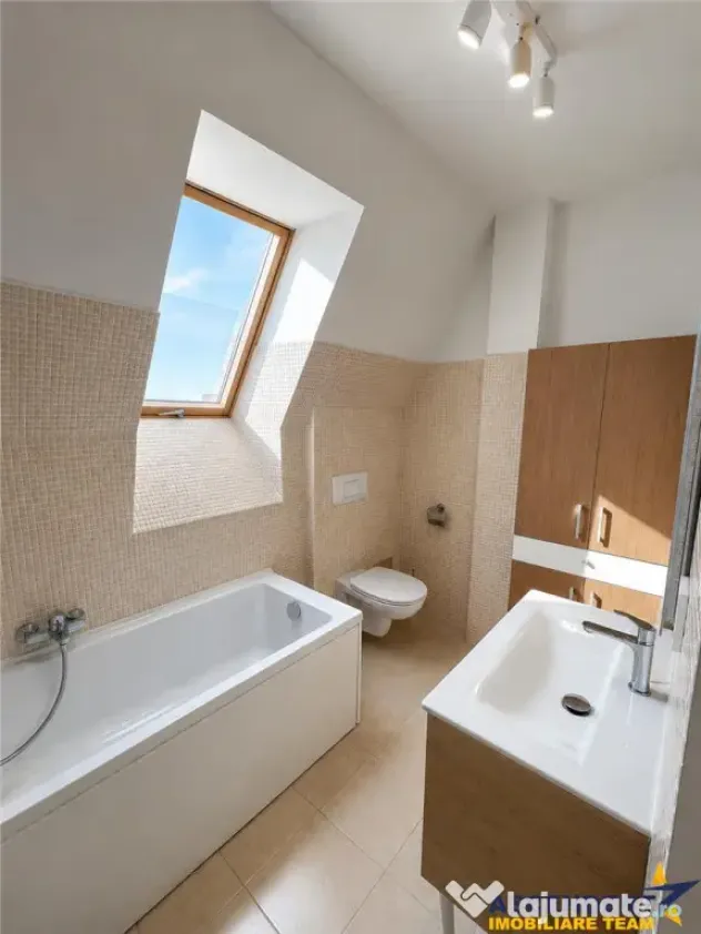 Penthouse duplex, prima , 4 dormitoare, renovat recent, echi