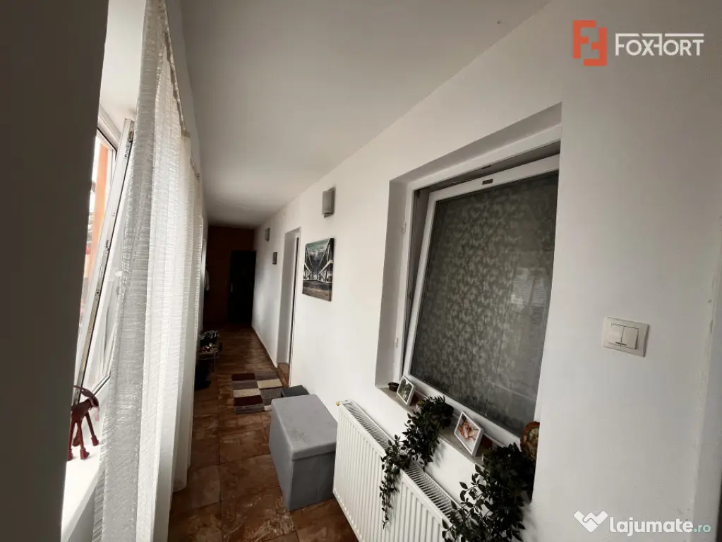 Casa individuala cu 3 camere si teren de 1094 mp - Izvin