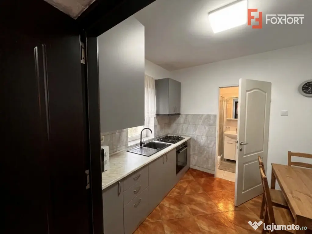Casa individuala cu 3 camere si teren de 1094 mp - Izvin