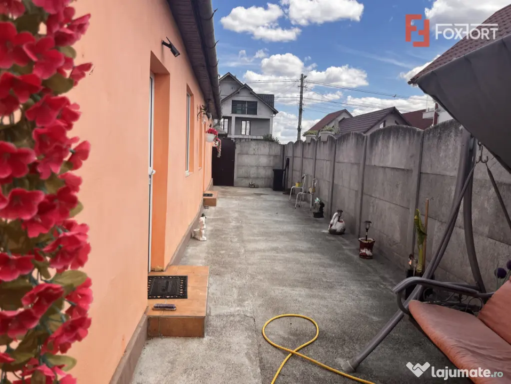 Casa individuala cu 3 camere si teren de 1094 mp - Izvin