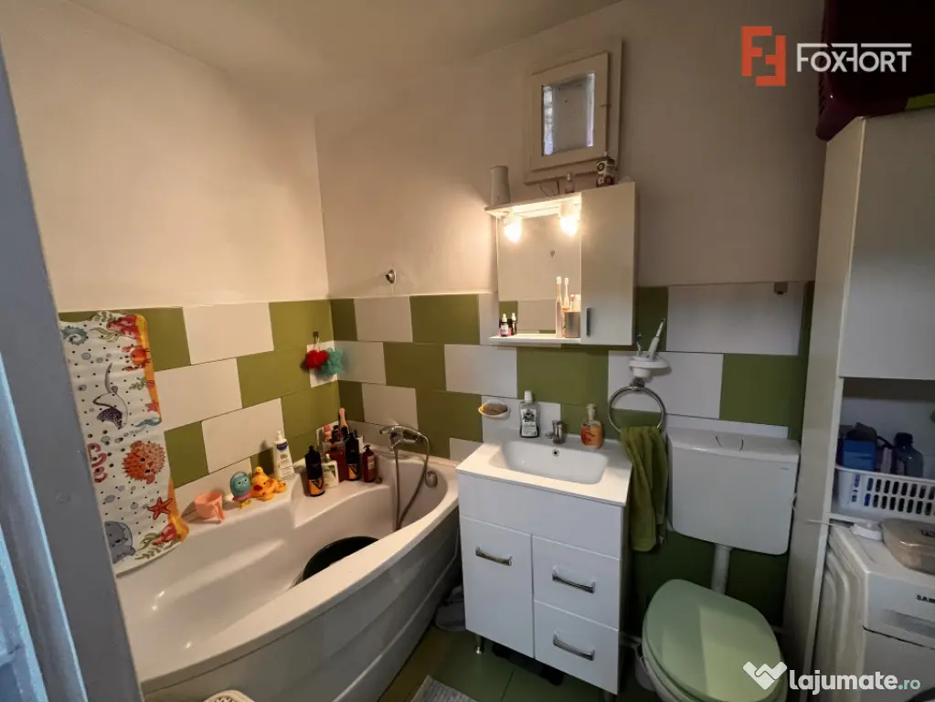 Casa individuala cu 3 camere si teren de 1094 mp - Izvin