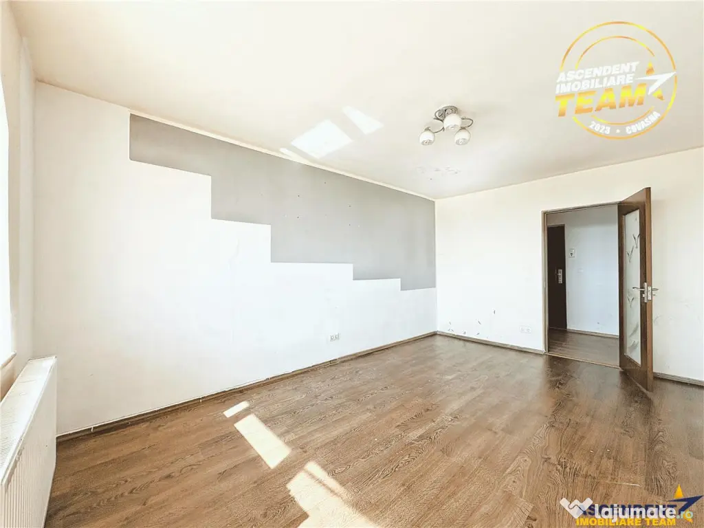 Apartament decomandat cu panorama spectaculoasa, Simeria, St - Sfantu Gheorghe (Covasna)