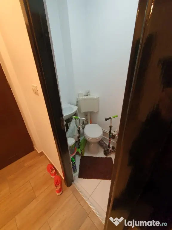 Apartament 3 camere zona Parcului Eminescu+garaj proprietate
