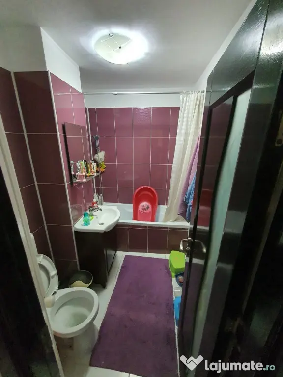 Apartament 3 camere zona Parcului Eminescu+garaj proprietate