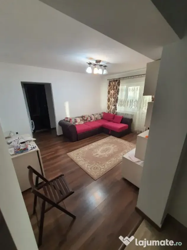 Apartament 3 camere zona Parcului Eminescu+garaj proprietate