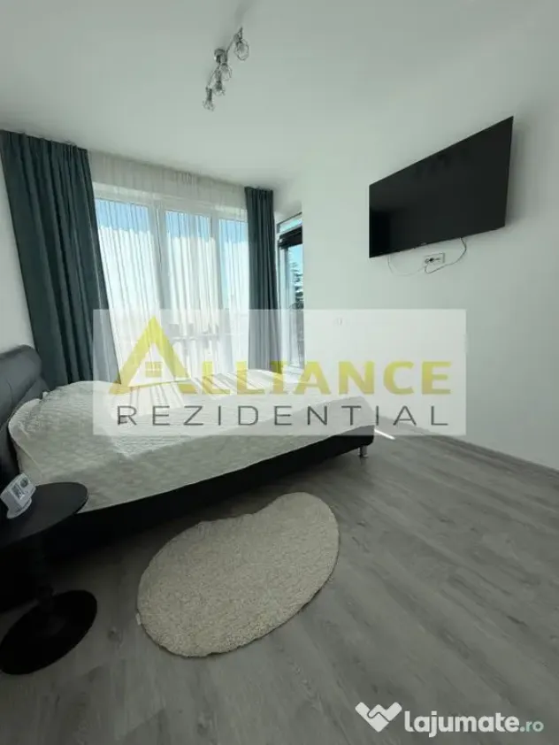 Apartament 3 camere cu 2 parcari incluse 130.000 euro