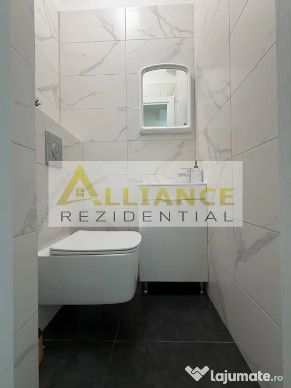 Apartament 3 camere cu 2 parcari incluse 130.000 euro
