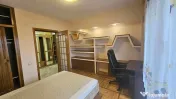 Apartament 3 camere , CENTRAL - ,INDEPENDENTEI - UMF