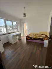 Apartament 3 camere, 68 mp, zona Terra