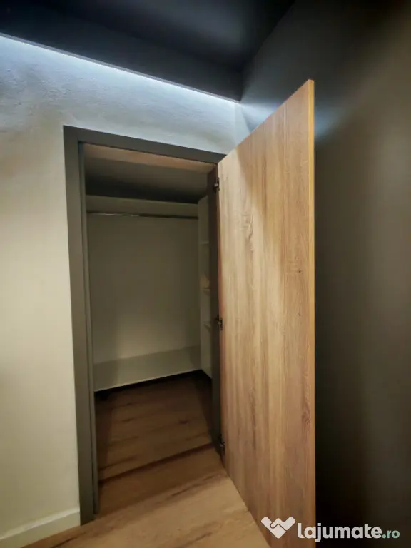 Apartament 1 camera 41 mp, monument istoric, UNICAT!