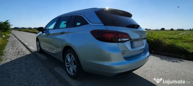 Opel Astra K Sport Tourer Dynamic 1.4 Turbo Automată |Decembrie 2016 |78.000 km